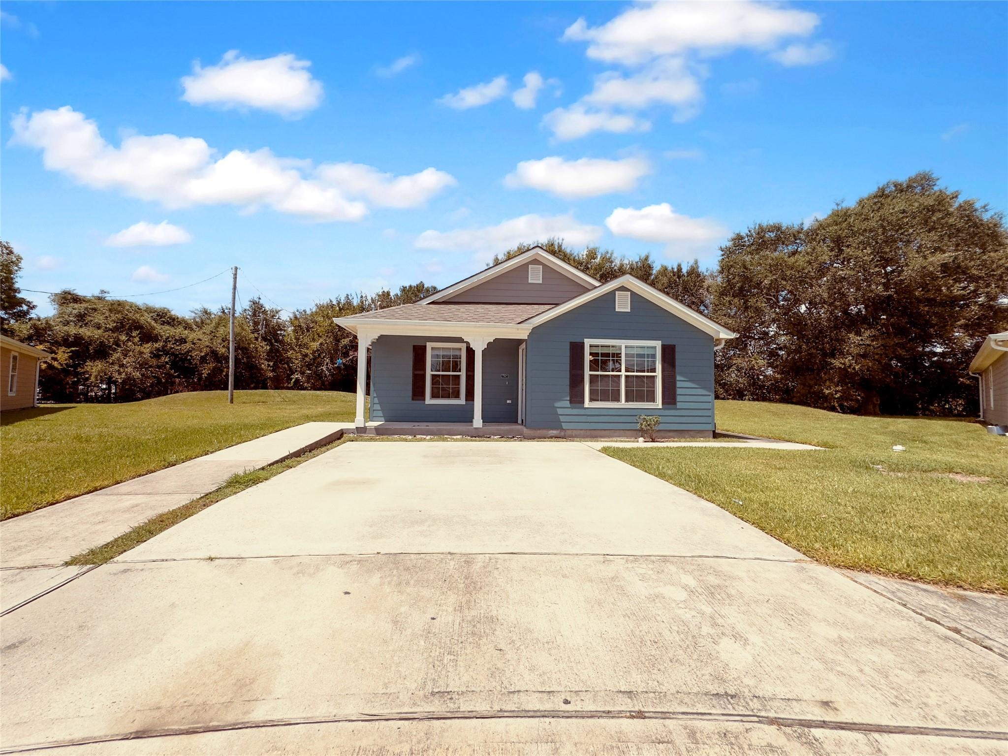 7521 Blue Jay Drive