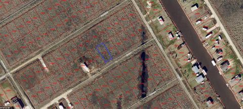 Photo of 275 Curlew, Sargent, TX 77414 (MLS # 17118974)