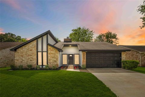 Photo of 2543 Sage Brush Lane, Sugar Land, TX 77479 (MLS # 66184215)