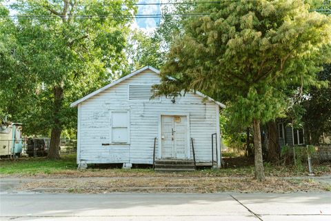 3216 Collingsworth Street Houston TX 77026