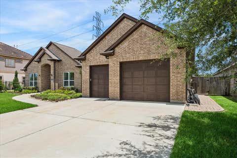Photo of 2607 Letrim Street, Pearland, TX 77581 (MLS # 46589736)