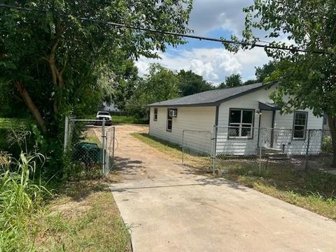 Photo of 8717 Brandon Street, Houston, TX 77051 (MLS # 65425045) Photo of 8717 Brandon Street, Houston, TX 77051 (MLS # 65425045)