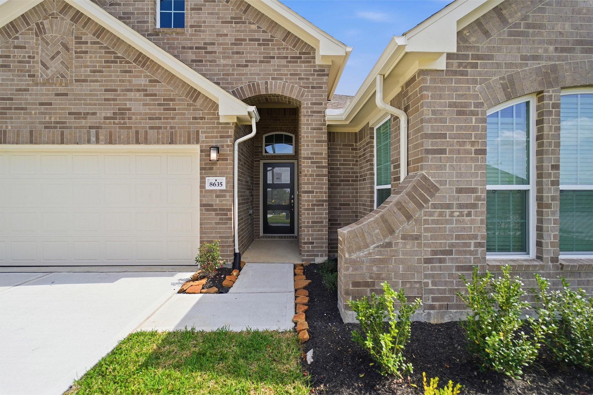 8635 Jade Hill Drive