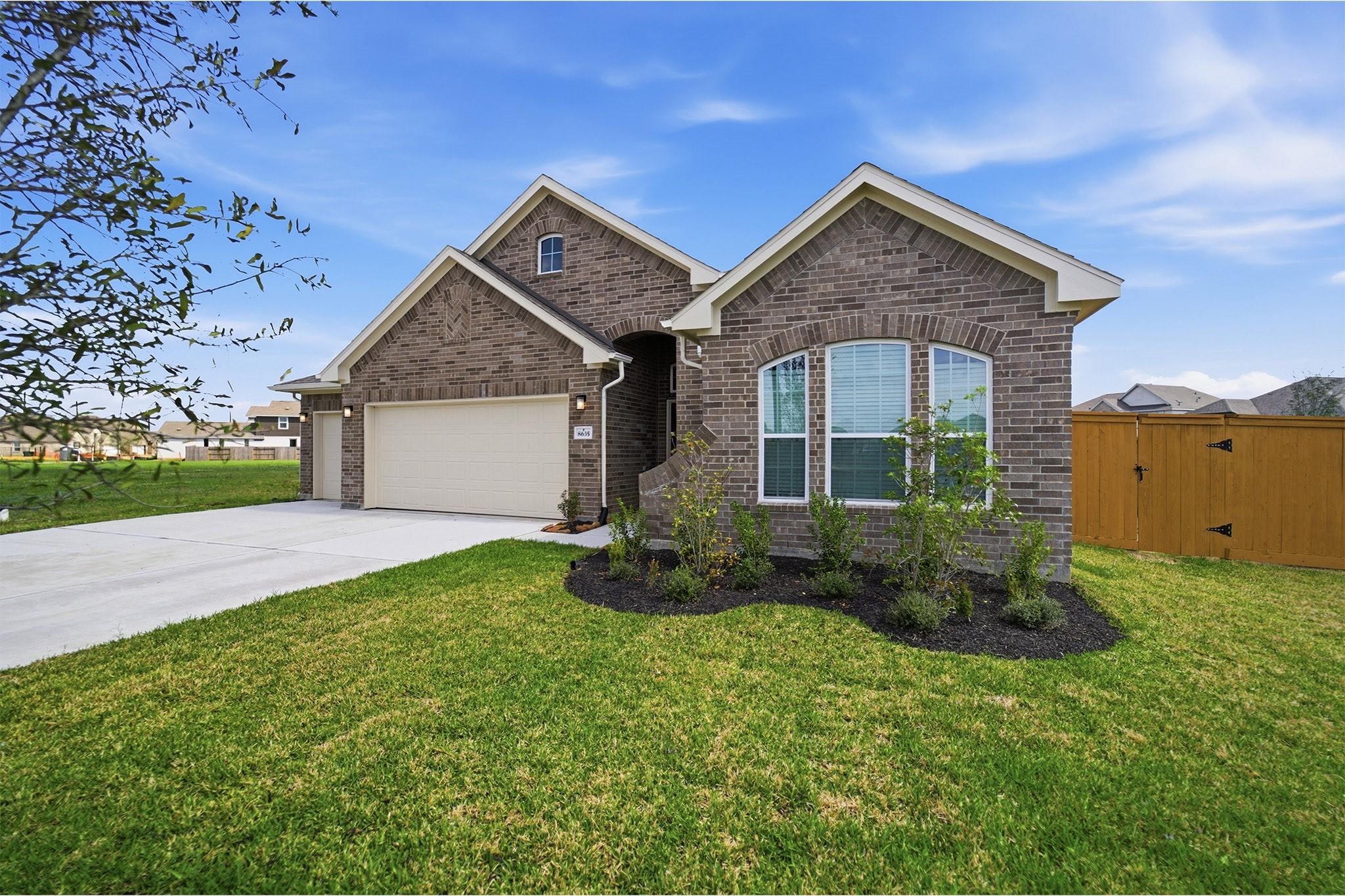 8635 Jade Hill Drive