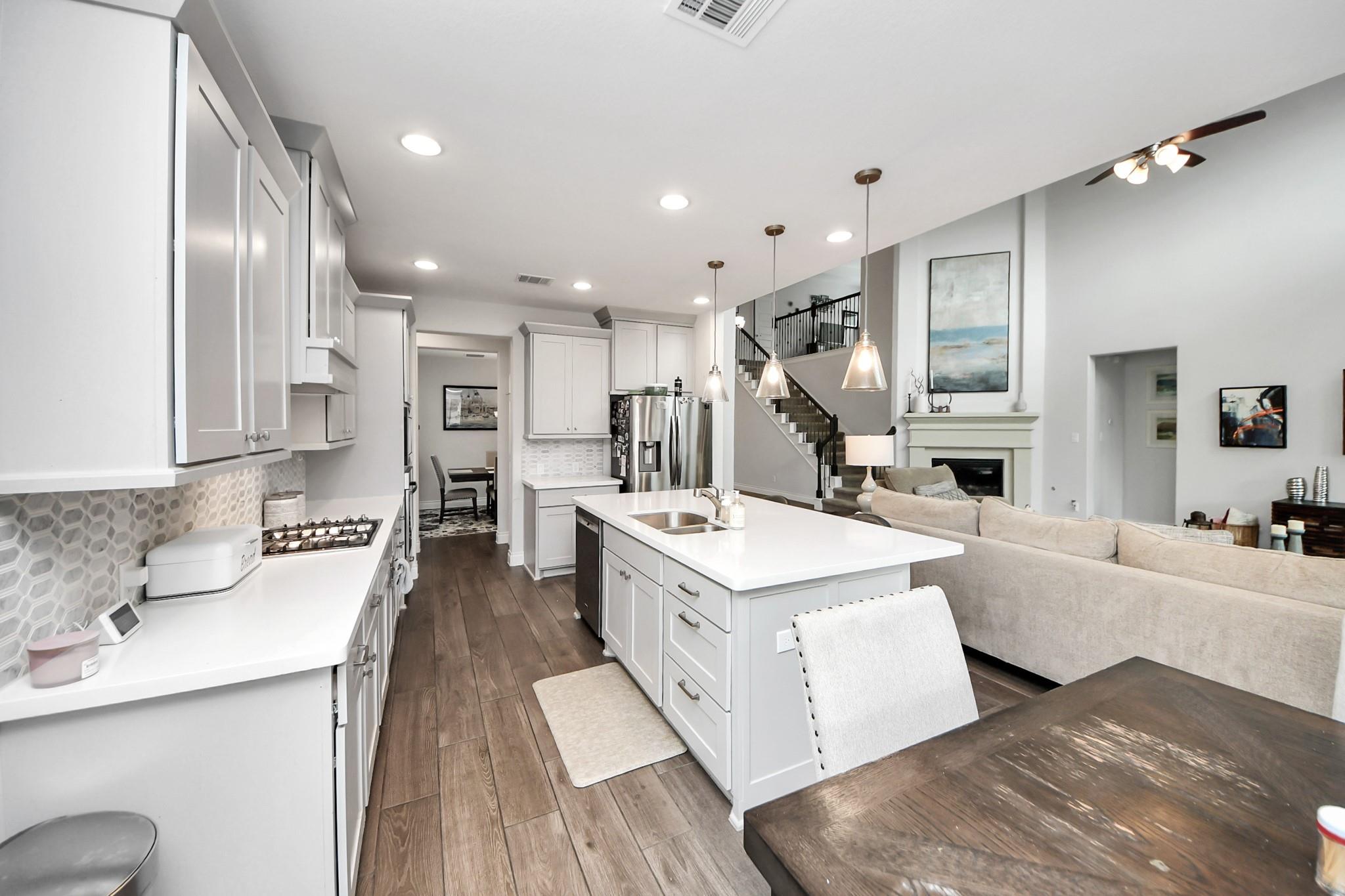 2242 Bayleaf Manor Drive