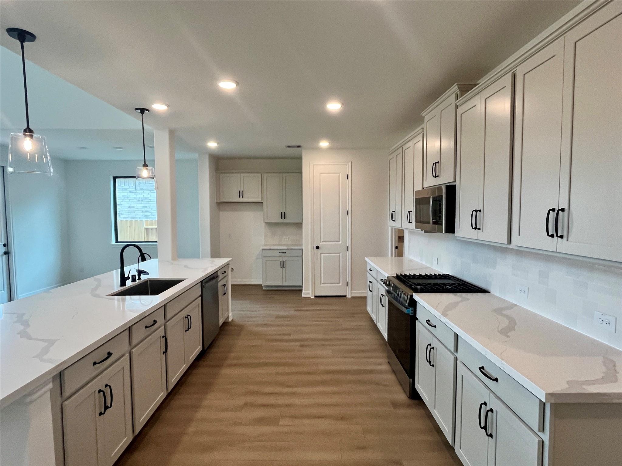 21914 Iris Colony Drive