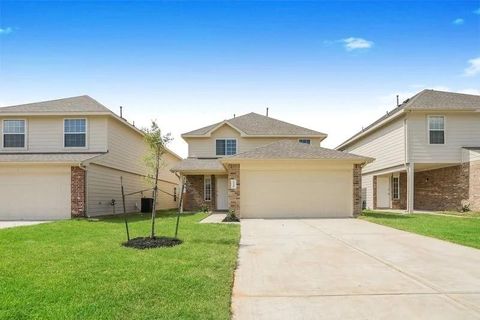 Photo of 2546 Coho Dr, Conroe, TX 77384 (MLS # 20068310)