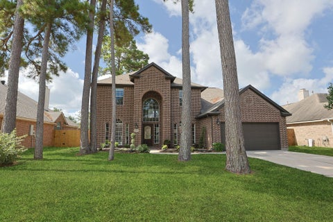 Photo of 1327 Serene Trail, Tomball, TX 77375 (MLS # 71378982)