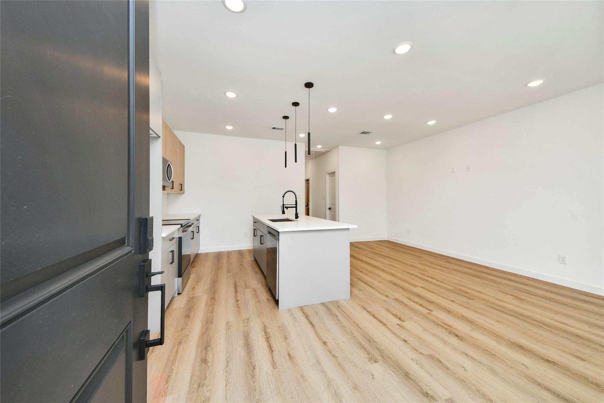 5201 Fairchild Street