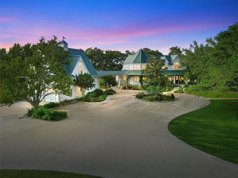 Photo of 1007 Fm 390 E, Brenham, TX 77833 (MLS # 39625574) Photo of 1007 Fm 390 E, Brenham, TX 77833 (MLS # 39625574)