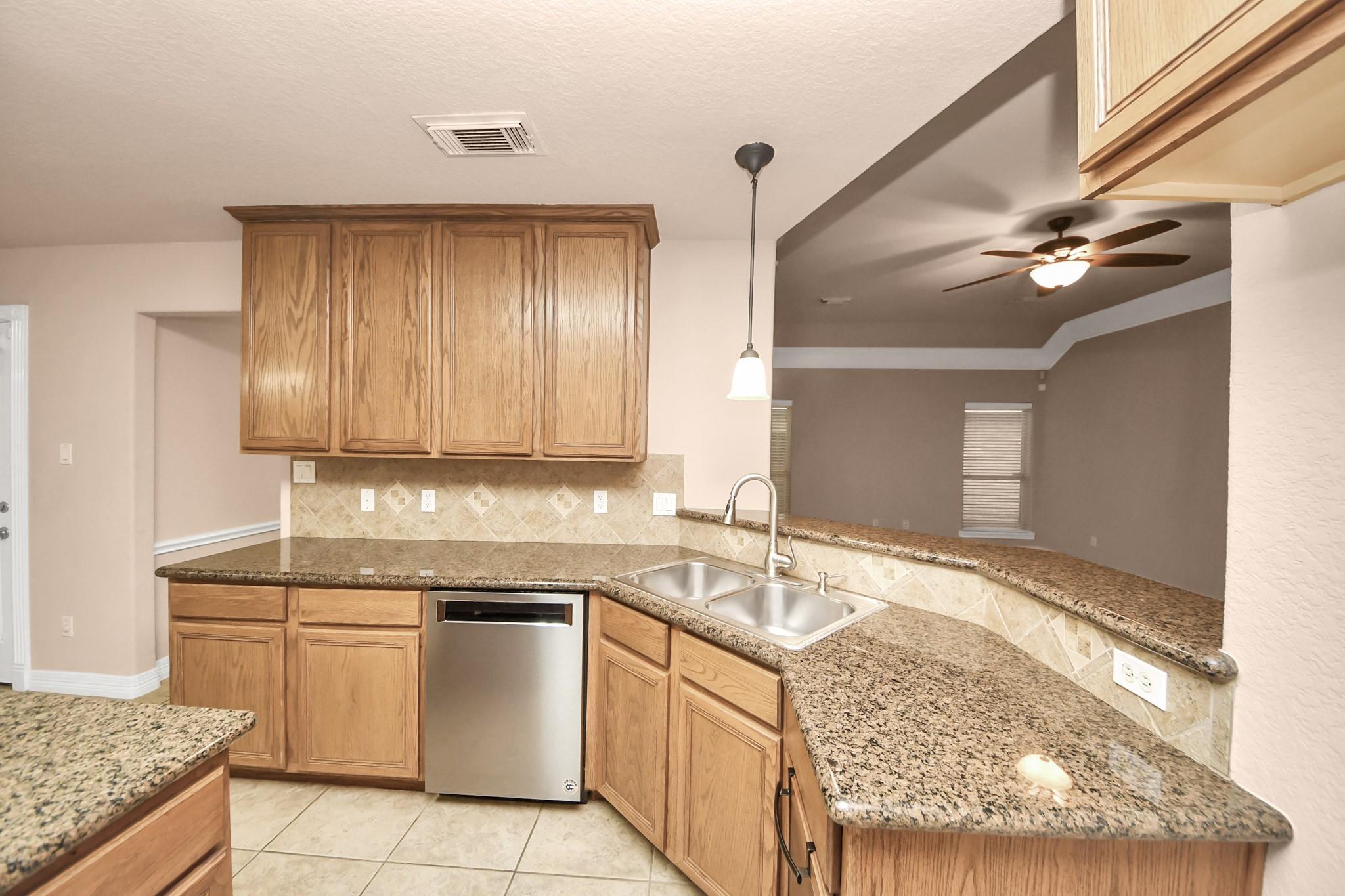 6 Prairie Oaks Drive