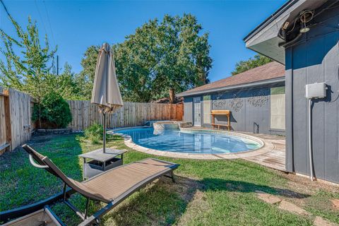 Photo of 1322 Heights Drive, Katy, TX 77493 (MLS # 29665749)