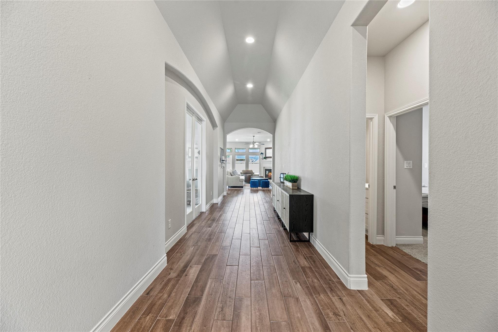 28714 Wildthorne Court