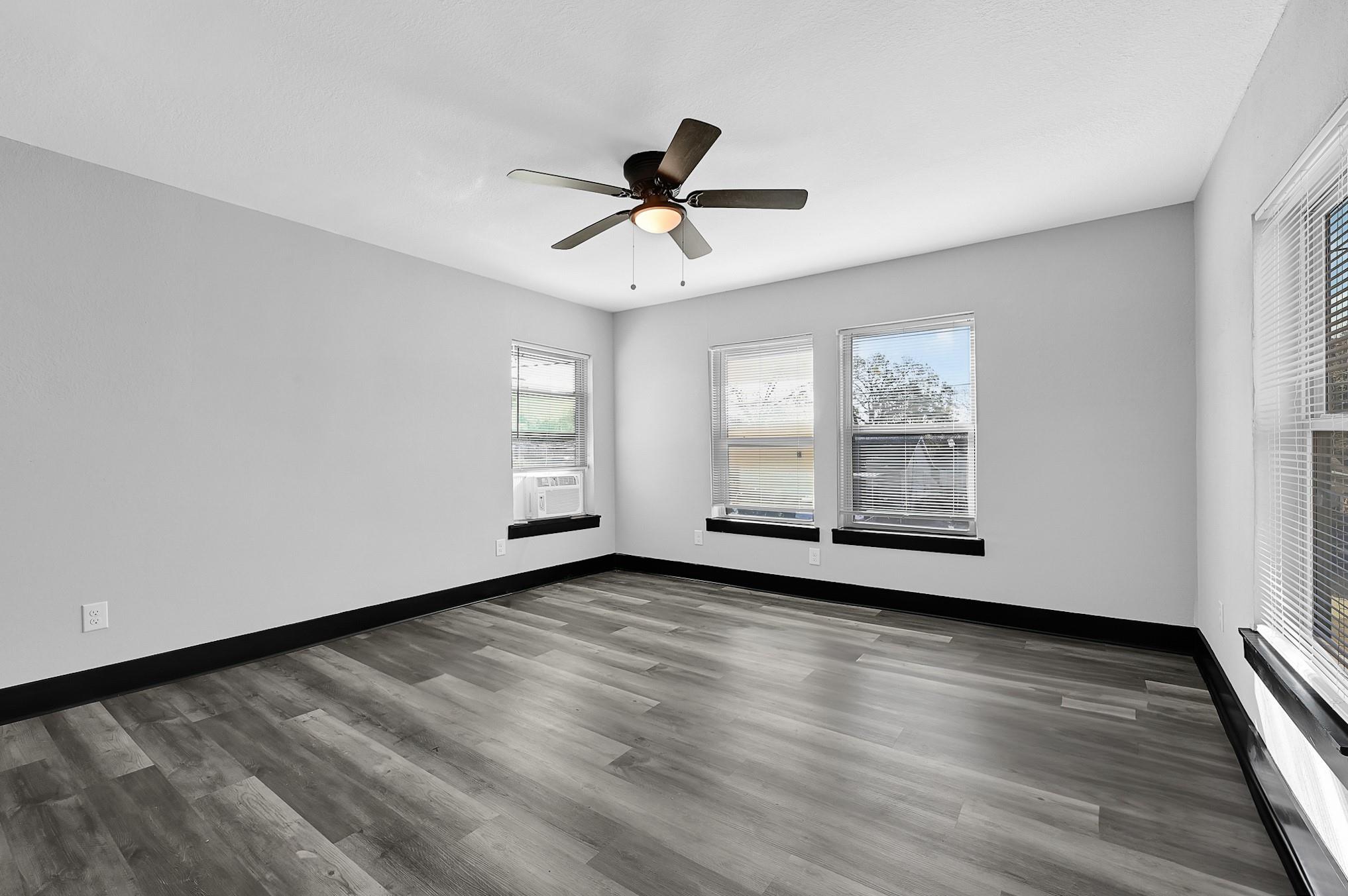1313 10th Street 5