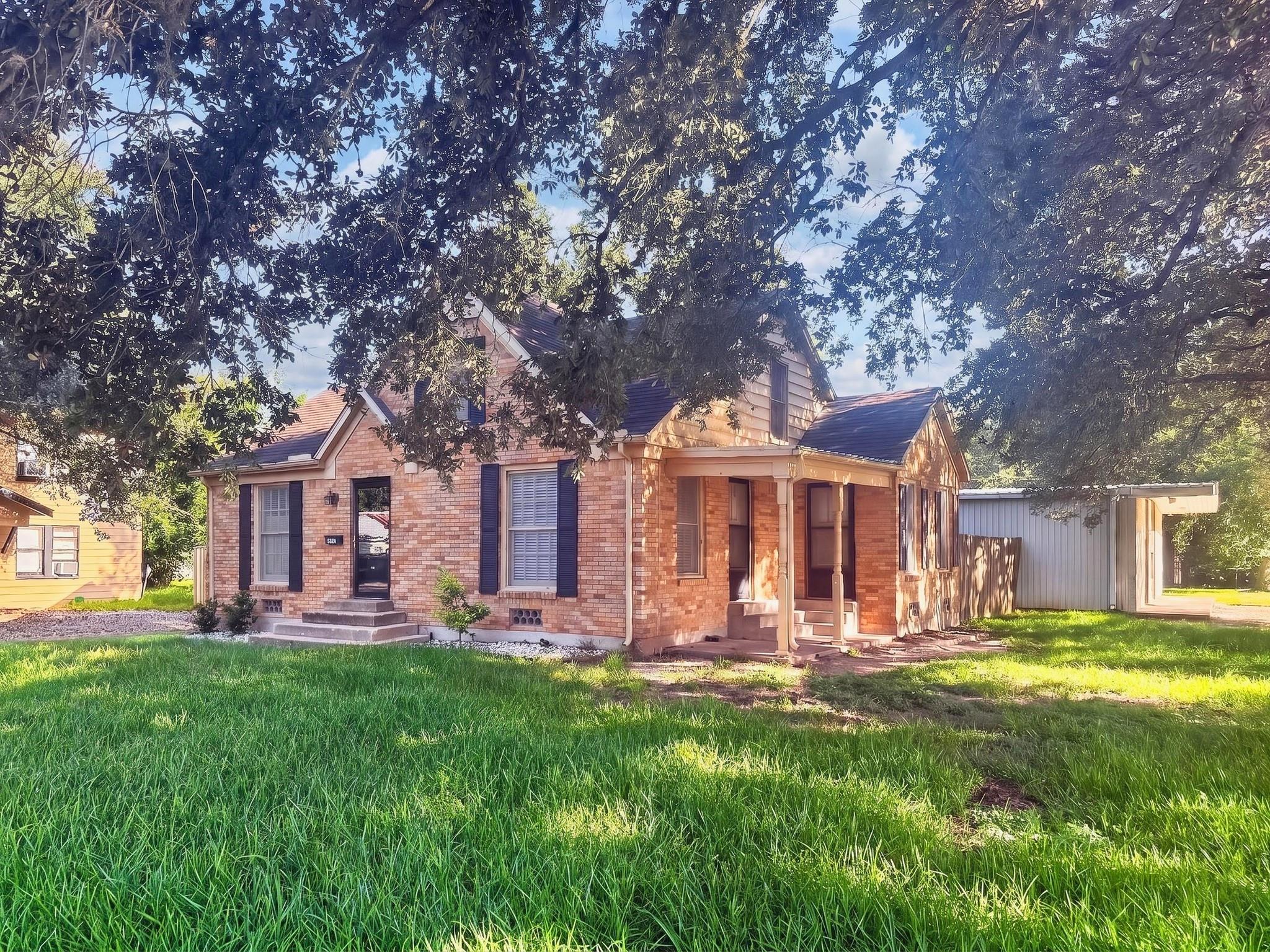 2313 Avenue L