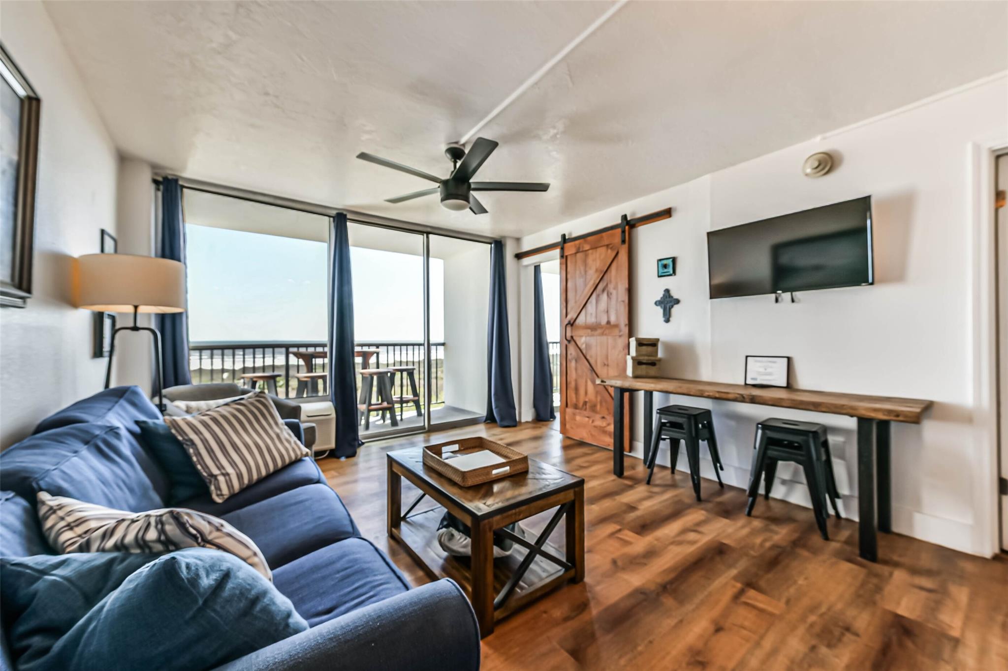 415 E Beach Drive 305