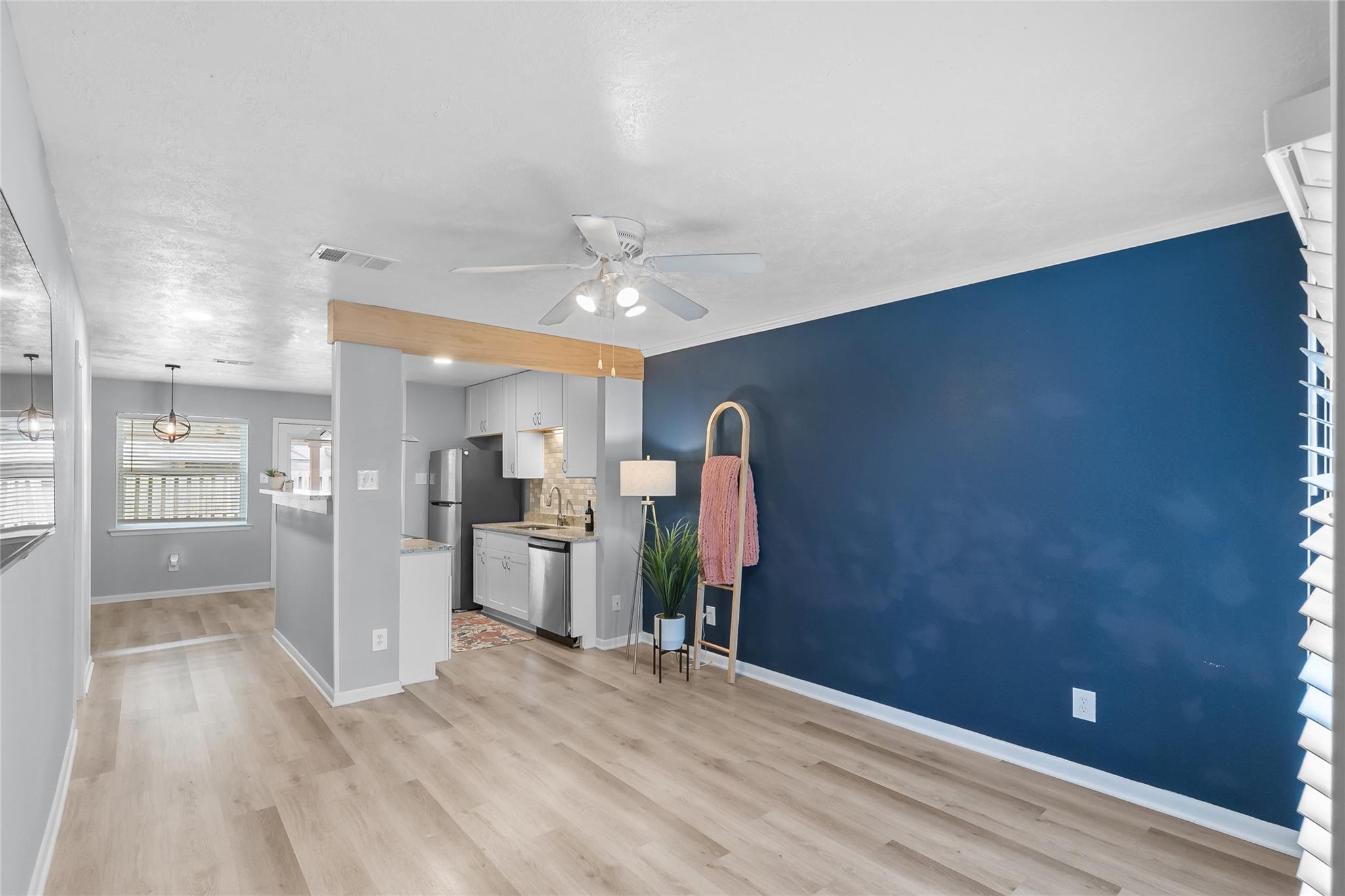 1409 Airline Drive D