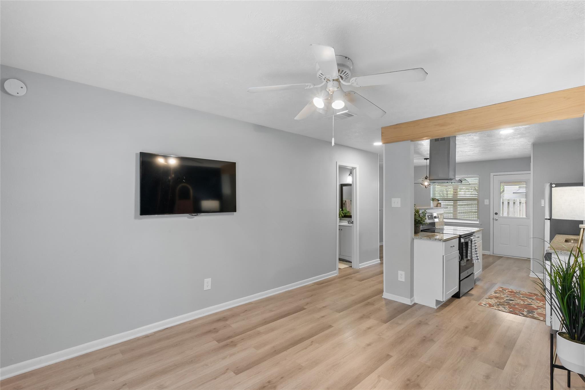 1409 Airline Drive D