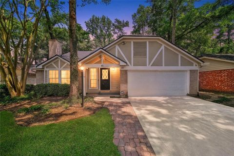 Photo of 43 E Lance Leaf Road, The Woodlands, TX 77381 (MLS # 93933768)