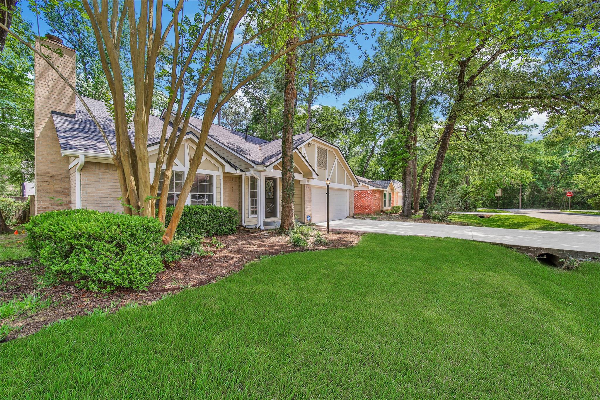43 E Lance Leaf Road