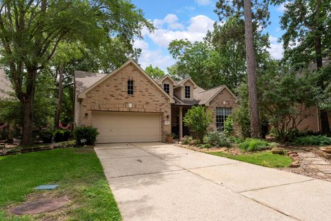 Photo of 74 Shannon Green Court, The Woodlands, TX 77384 (MLS # 85055777)
