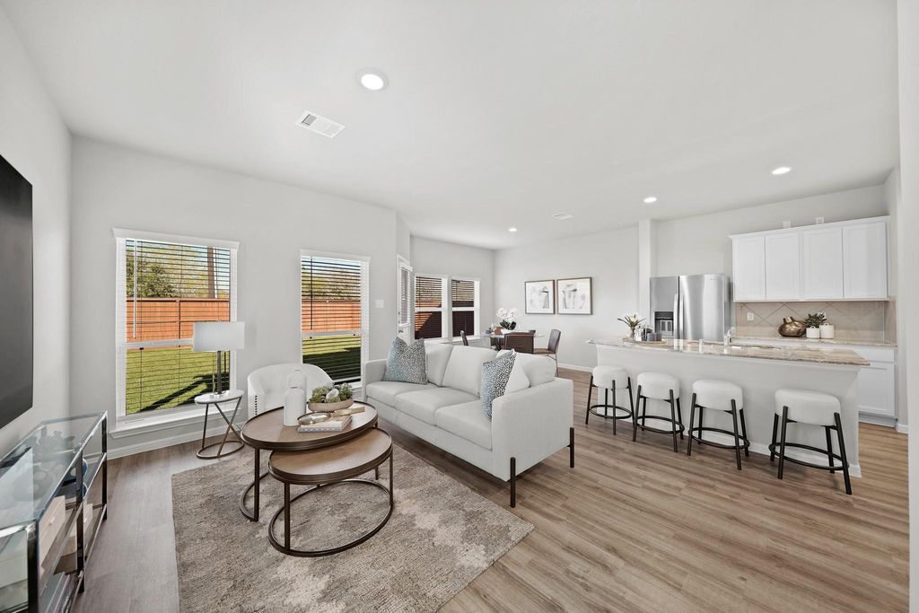 Photo of 839 Red Oakland Drive, Houston, TX 77090 (MLS # 86683803)