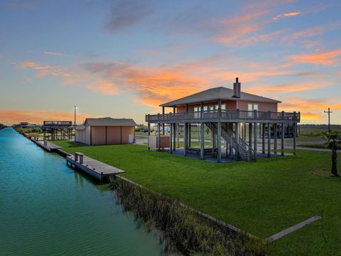 Photo of 1332 Van Sant, Gilchrist, TX 77617 (MLS # 96366266)