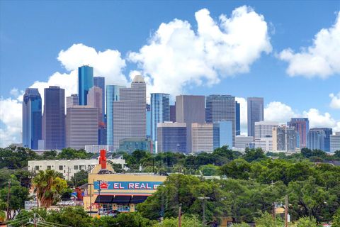 Tiny photo for 1111 Caroline Street #2908, Houston, TX 77010 (MLS # 424076)