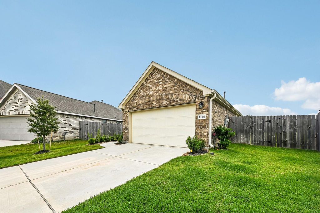 Photo of 19308 Via Vinovo Court, New Caney, TX 77357 (MLS # 80107171)