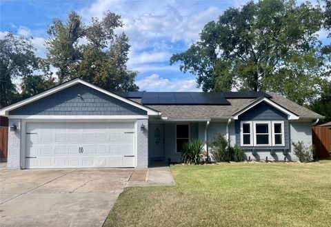 Photo of 13114 Pantano Drive, Houston, TX 77065 (MLS # 78746854)