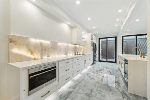 Photo of 1201 Mcduffie Street #130, Houston, TX 77019 (MLS # 88841582)