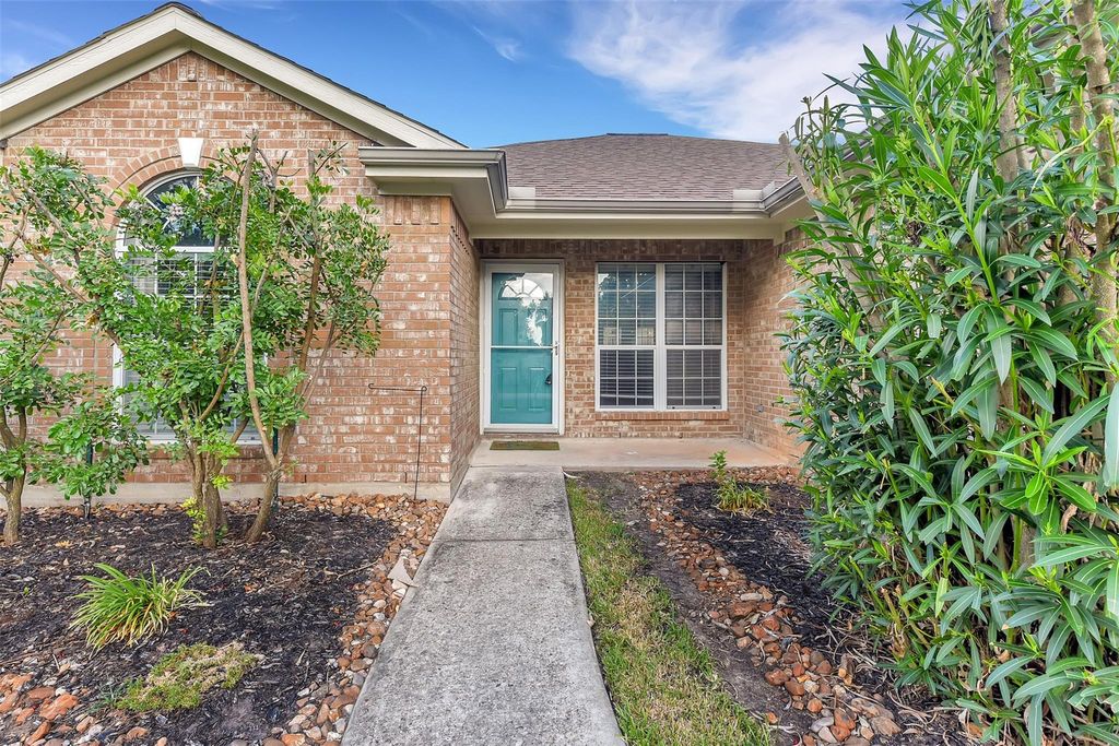 Photo of 223 Fantasy Lane, Montgomery, TX 77356 (MLS # 30695423)