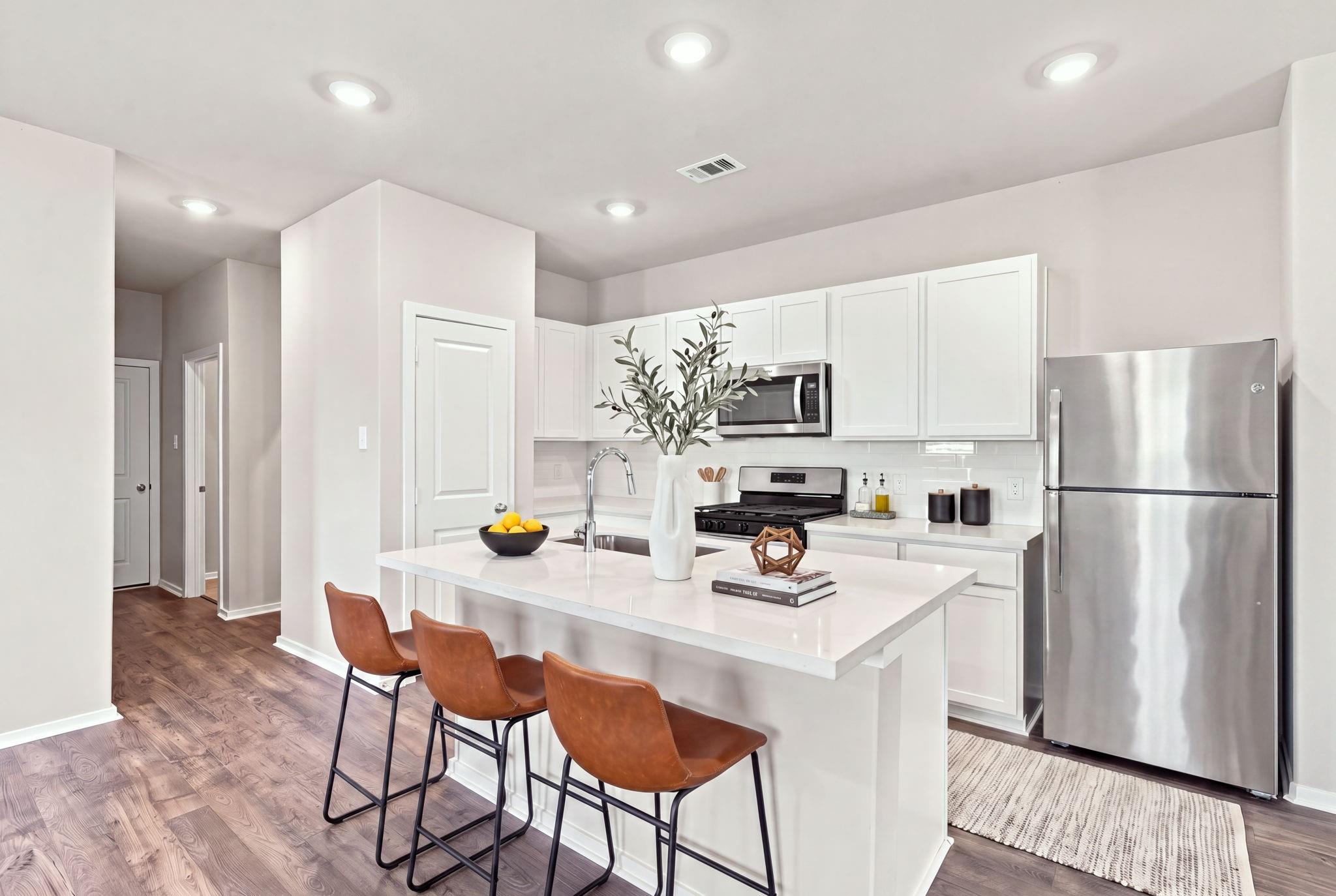 2796 English Laurel Drive