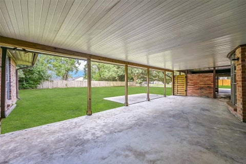 Tiny photo for 502 Misty Lane, Friendswood, TX 77546 (MLS # 79197330)