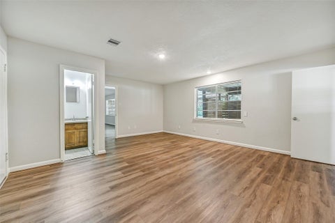 Tiny photo for 502 Misty Lane, Friendswood, TX 77546 (MLS # 79197330)