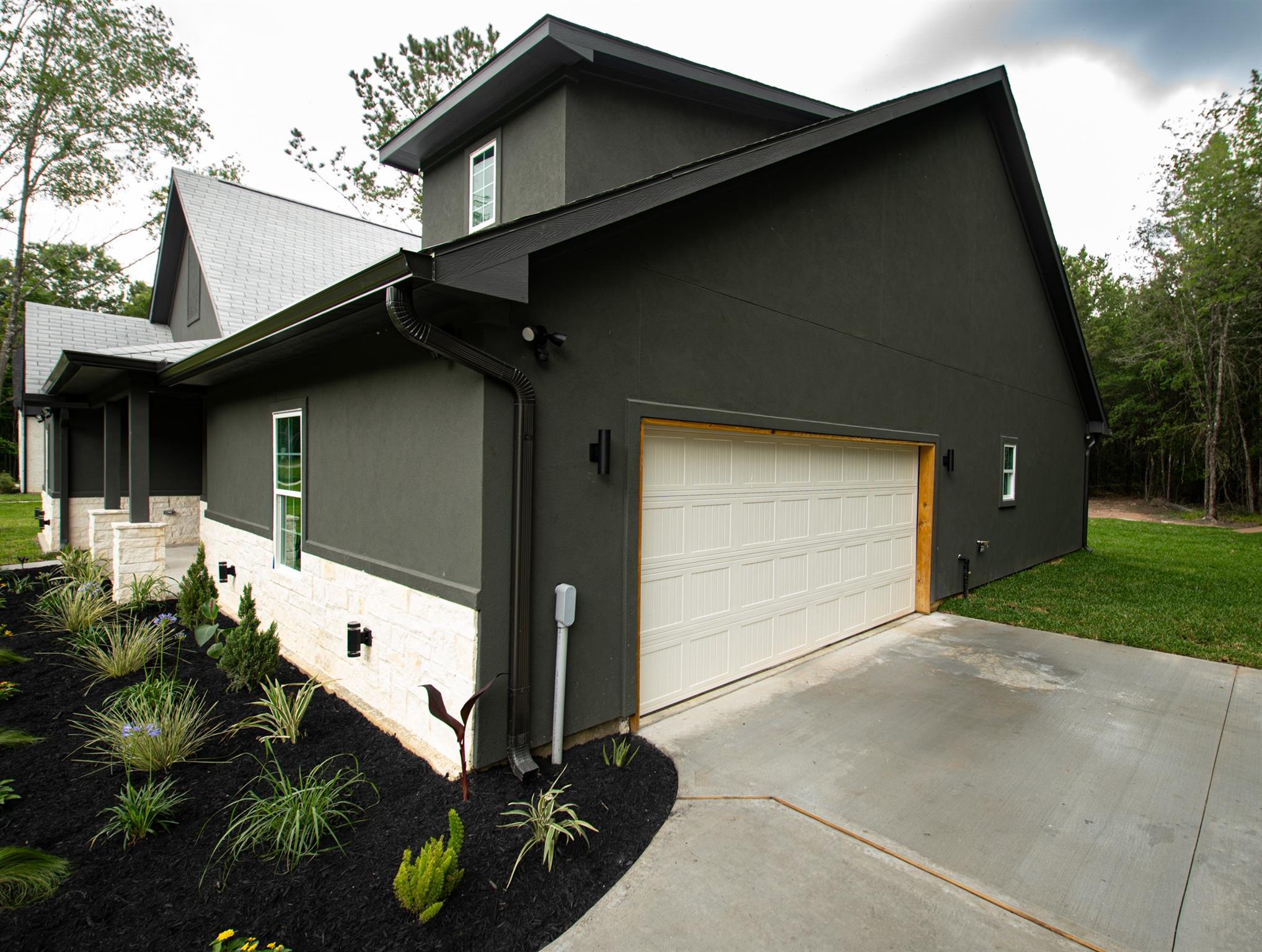 1865 Road 66116