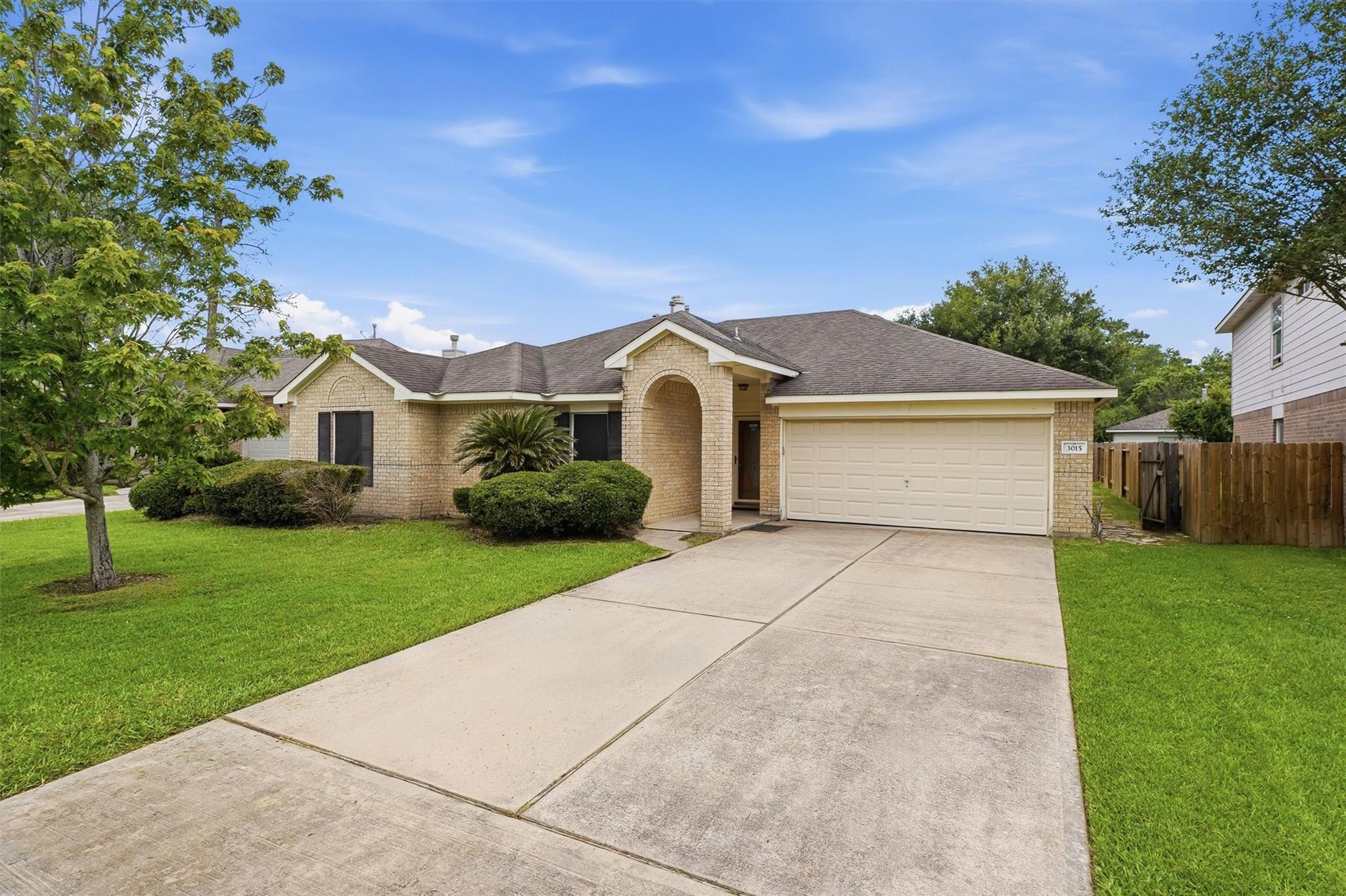 3015 Peerless Pass Court
