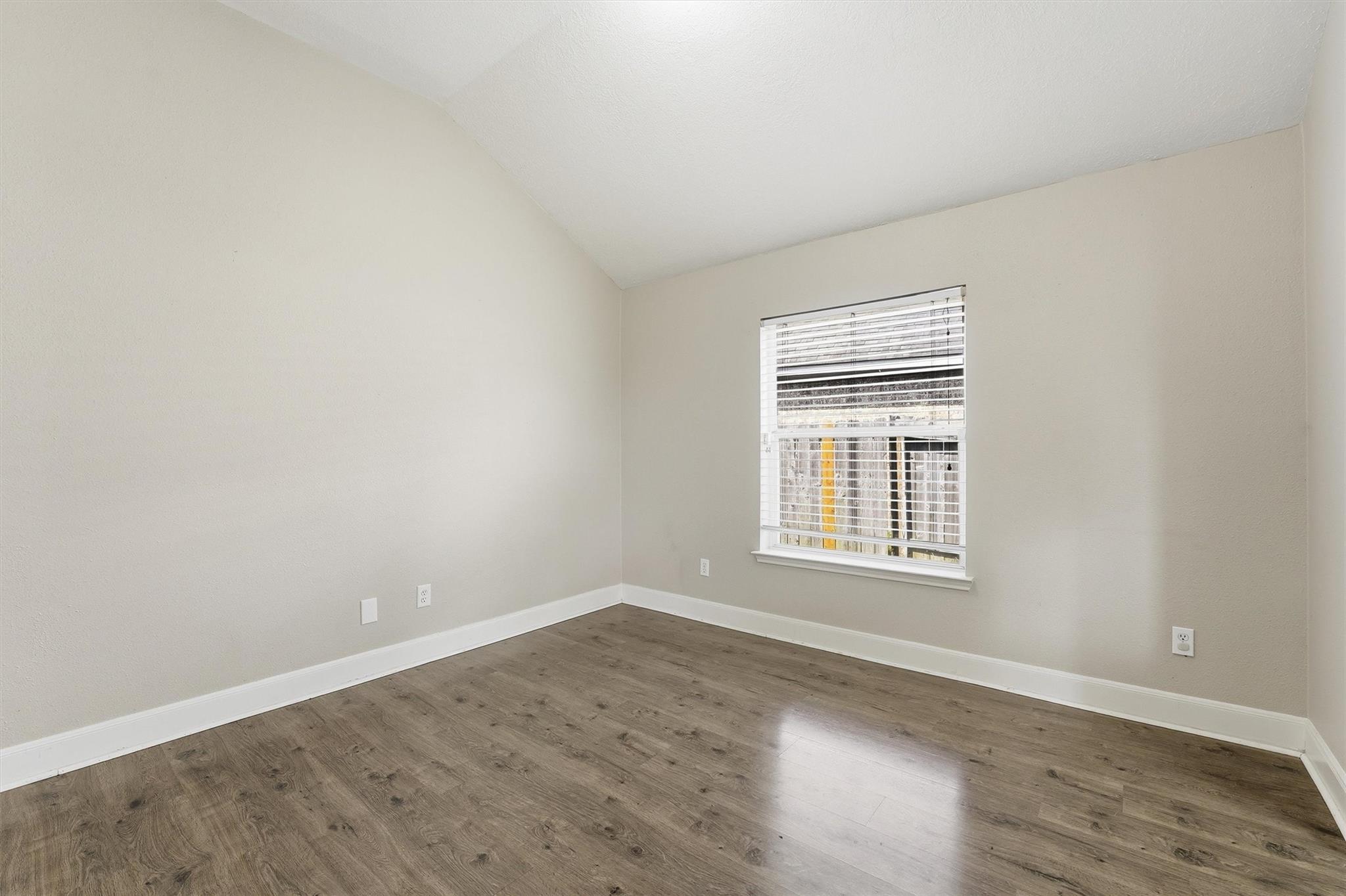 3015 Peerless Pass Court