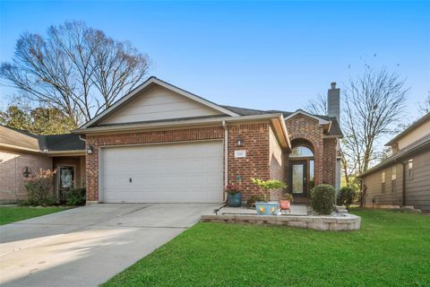Photo of 110 Harbour Town Drive, Montgomery, TX 77356 (MLS # 57300052)