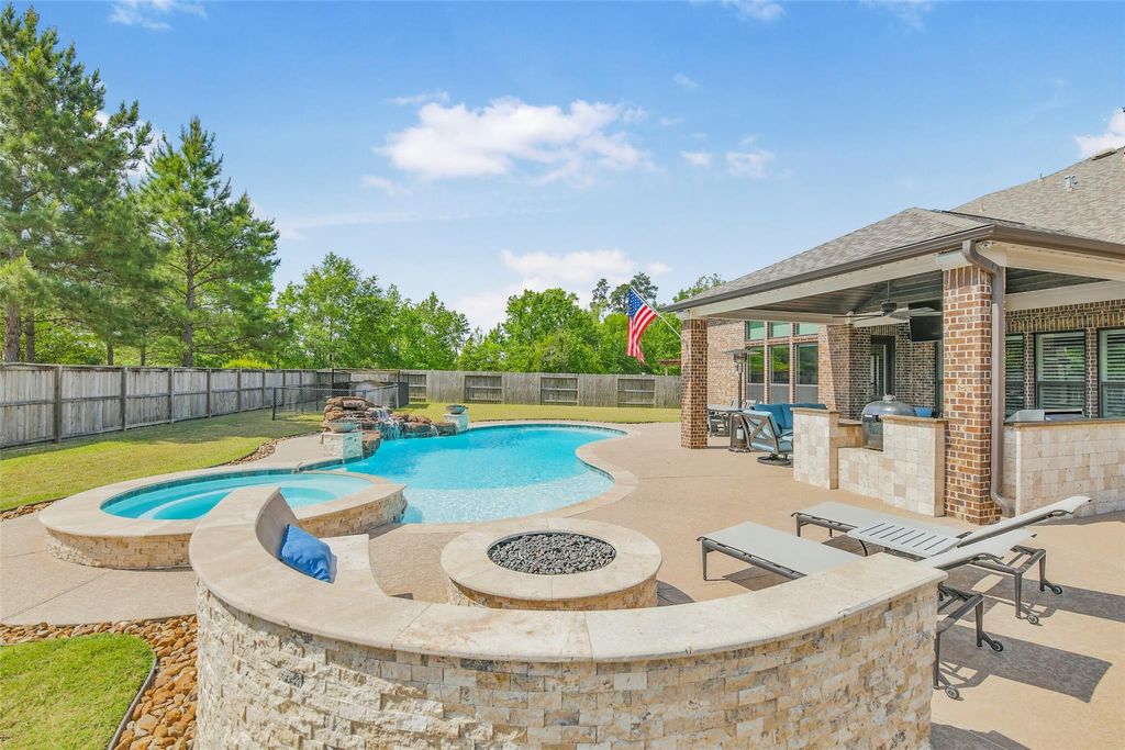 Photo of 25164 Falling Leaves Drive, Porter, TX 77365 (MLS # 71880694)