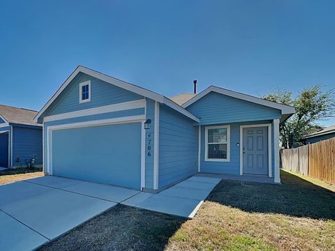 Photo of 4706 Republic View, San Antonio, TX 78222 (MLS # 10500456)