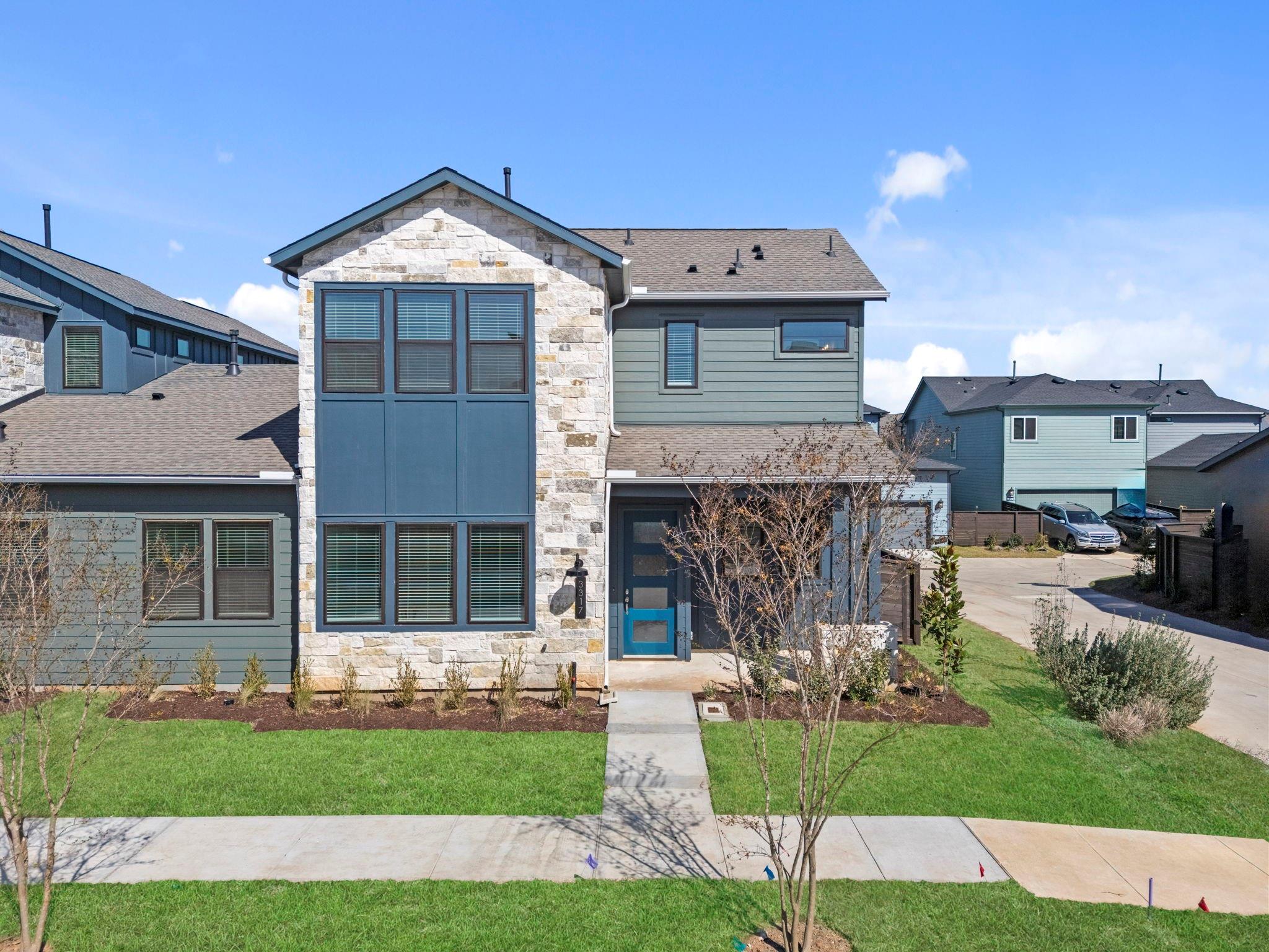 1123 Mercantile Street