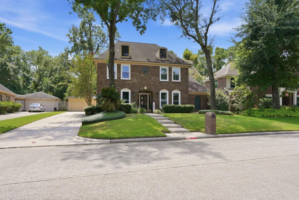 Photo of 3019 Emerald Grove Drive, Houston, TX 77345 (MLS # 90210642)