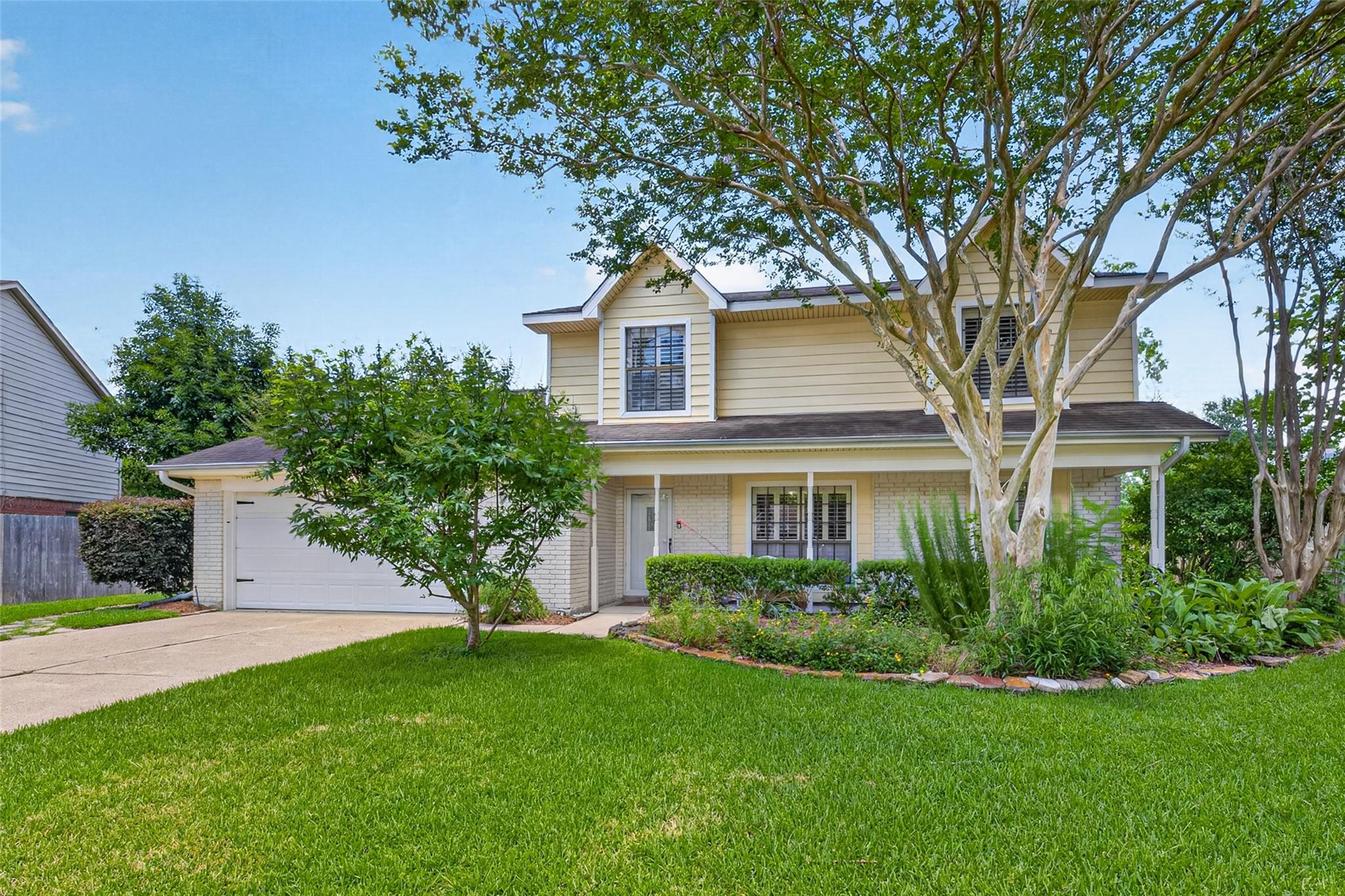 15806 Imperial Falls Court