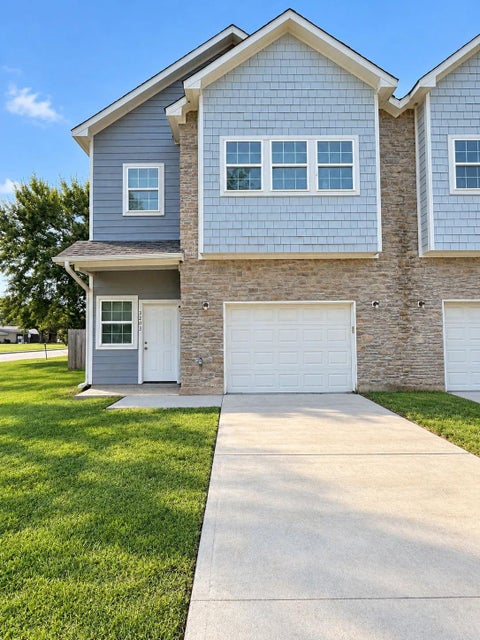 Photo of 3203 Avenue O, Rosenberg, TX 77471 (MLS # 85913638)