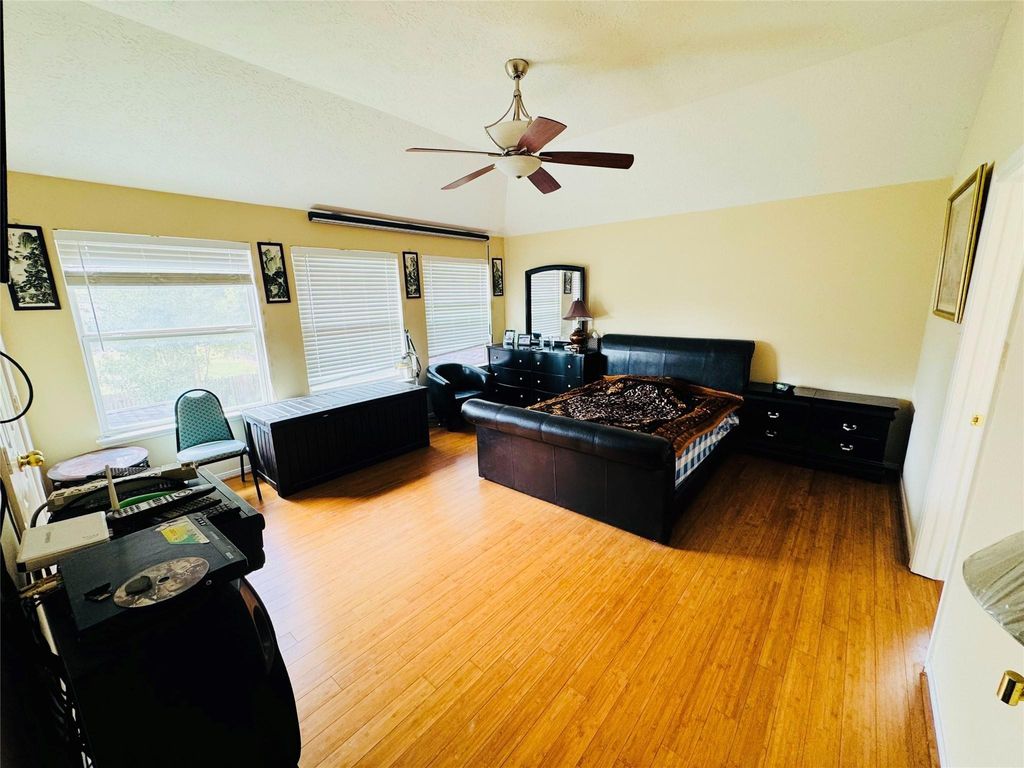 Photo of 2507 Glenholly Park Drive, Sugar Land, TX 77498 (MLS # 73780715)