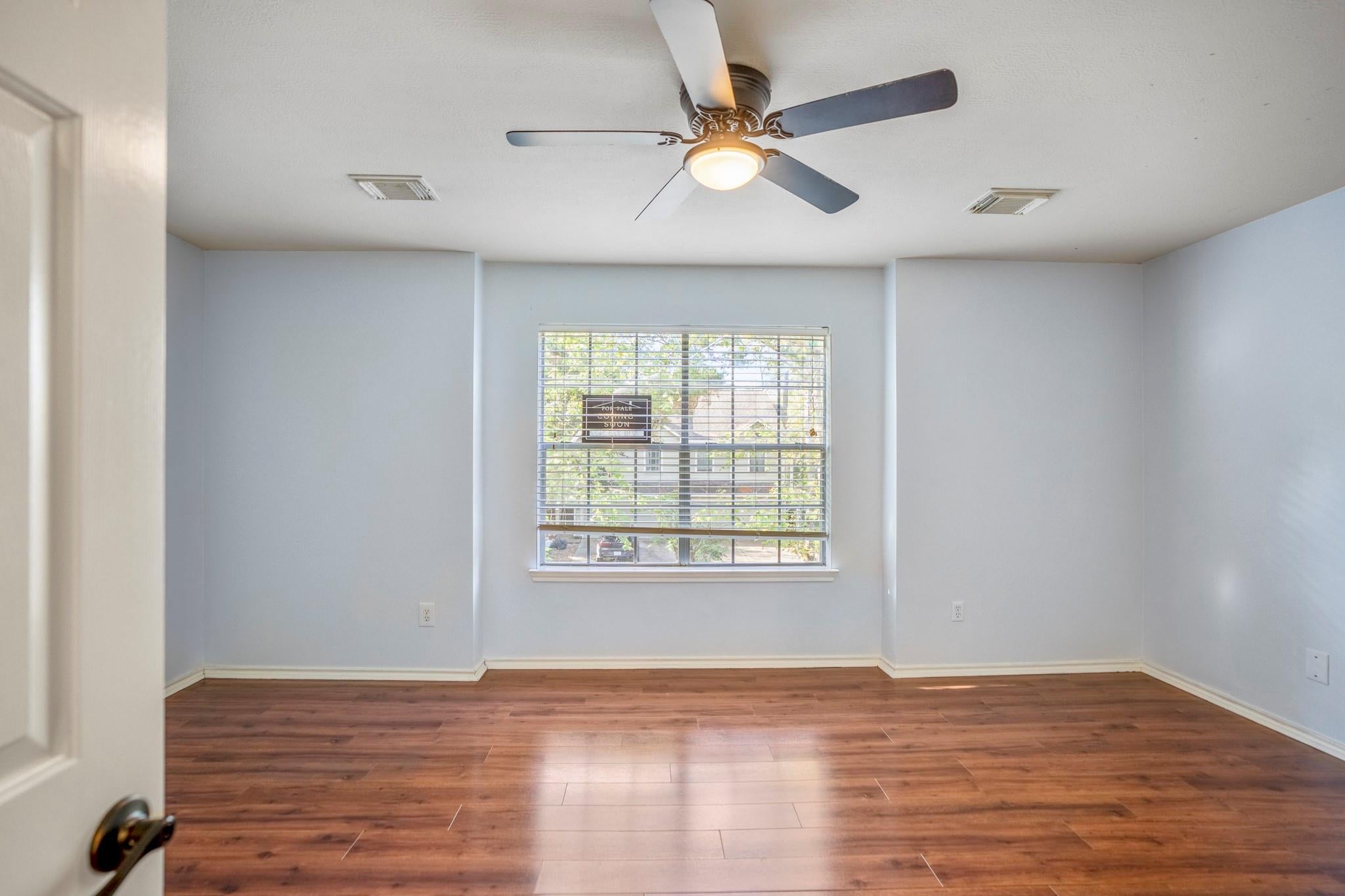 55 N Walden Elms Circle