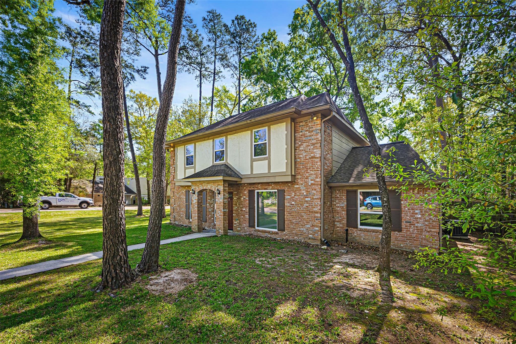 11904 N Blackjack Oak Circle