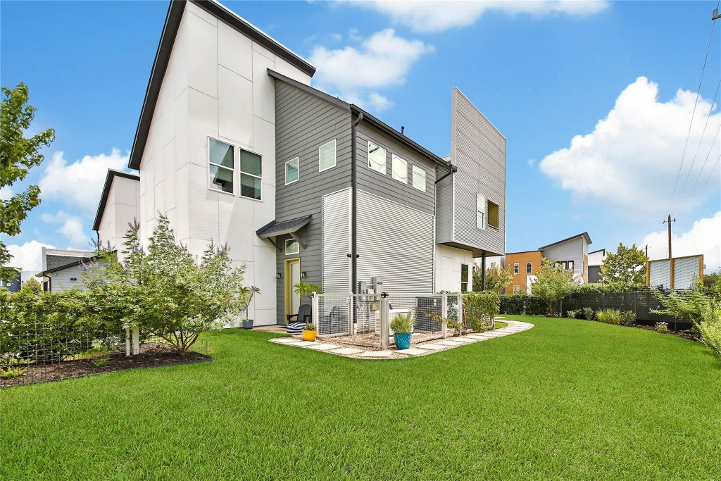 Photo of 9847 Mocking Bird Hill Lane, Houston, TX 77080 (MLS # 63233311)