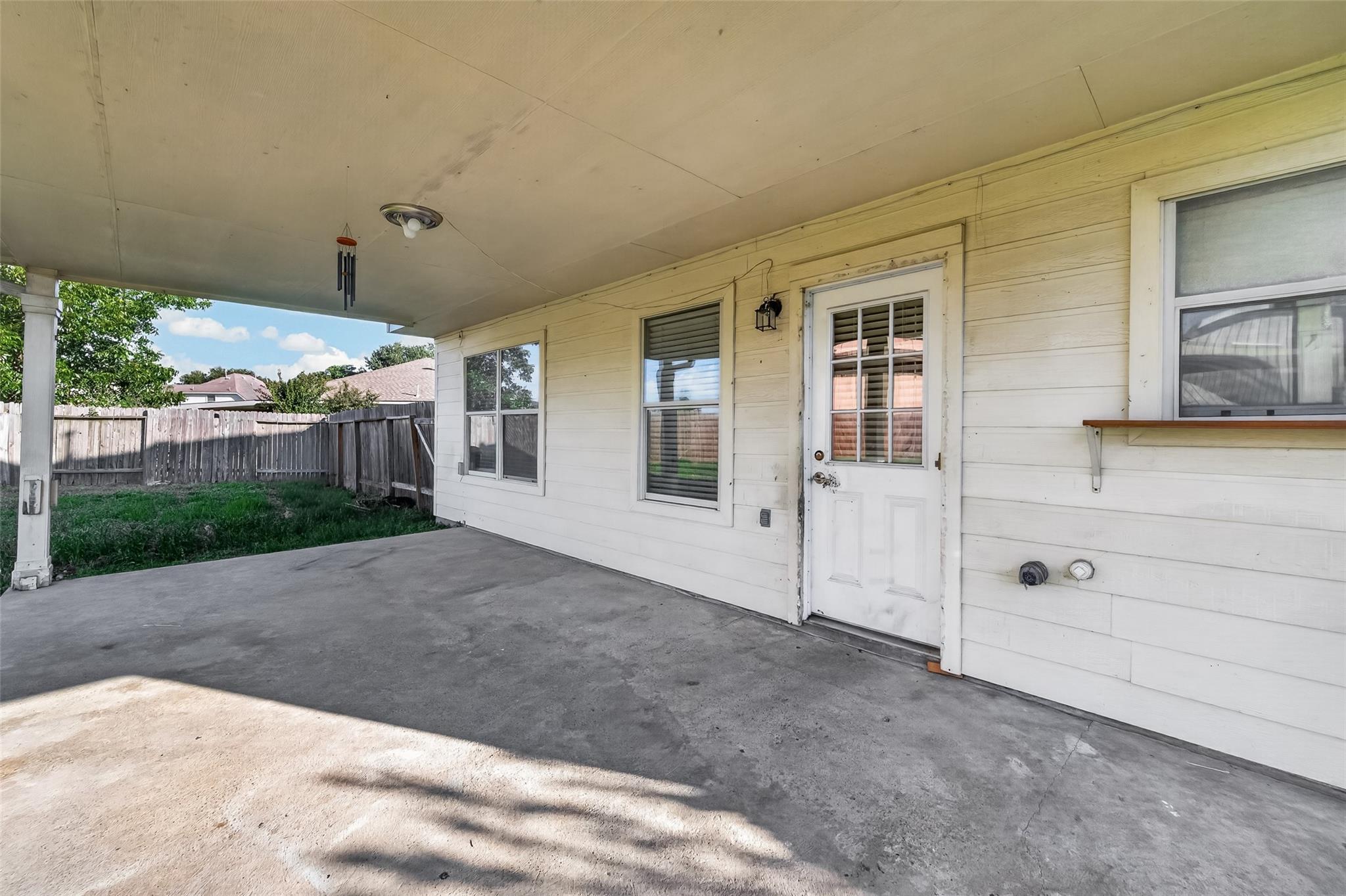 19127 Saddleville Mills Lane
